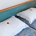 阿里斯顿酒店 酒店 4*