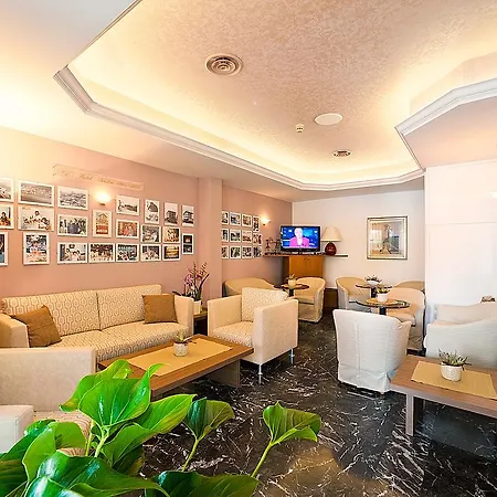 Hotel Ariston 4*